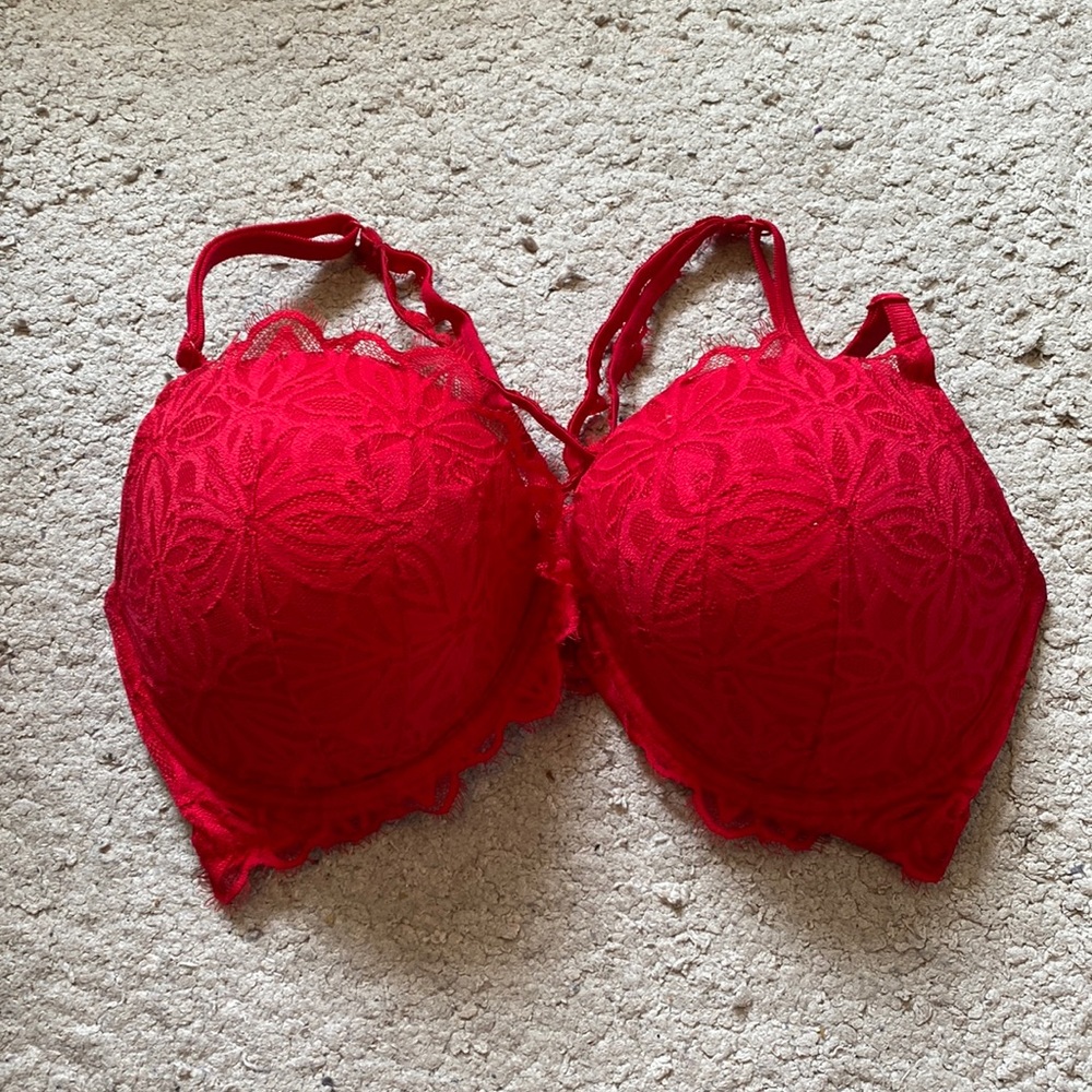 Red push up bra from Victoria Secret